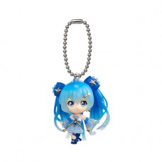 01-11006  vocaloid Hatsune Miku Winter Edition Mini Figure Swing /  Mascot  Key Chain 300y - Hatsune Miku (Winter 2017 edition)