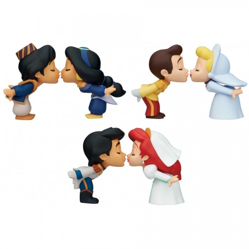 disney prince and princess kissing